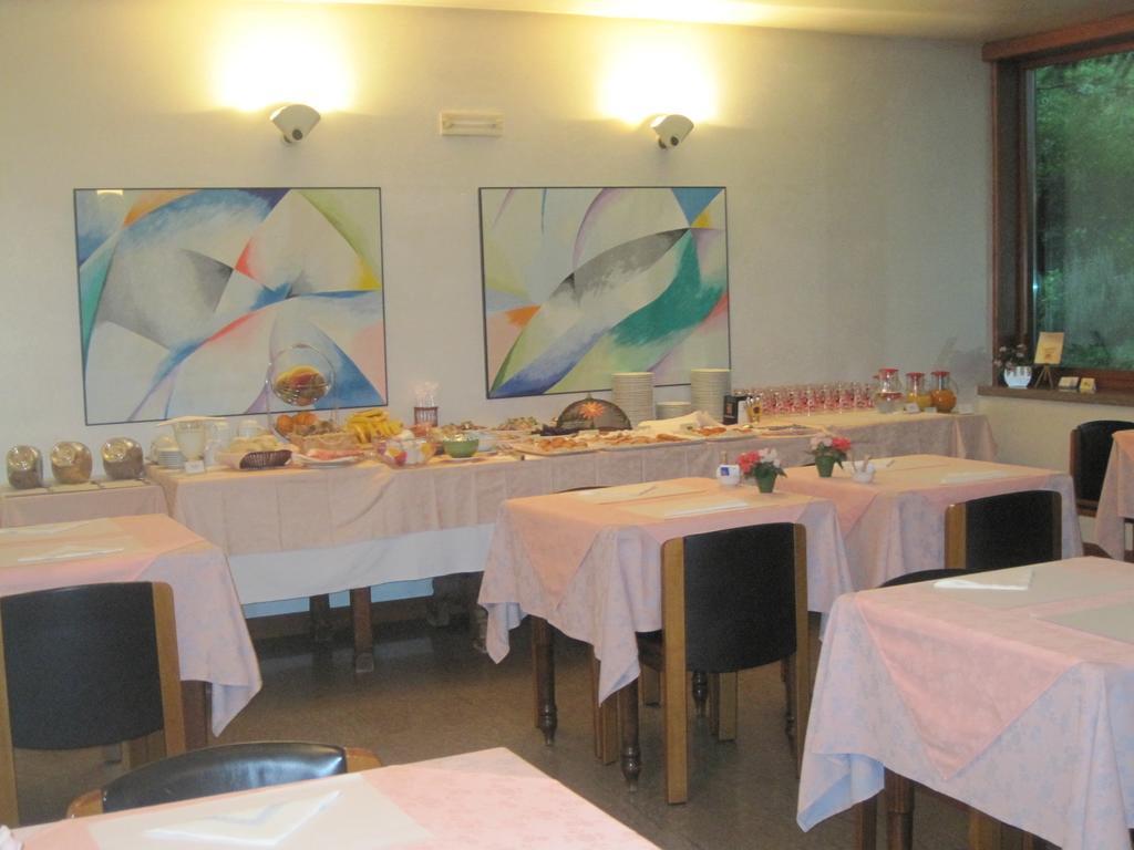 Albergo Villa & Roma Pallazzolo sullʼOglio 외부 사진