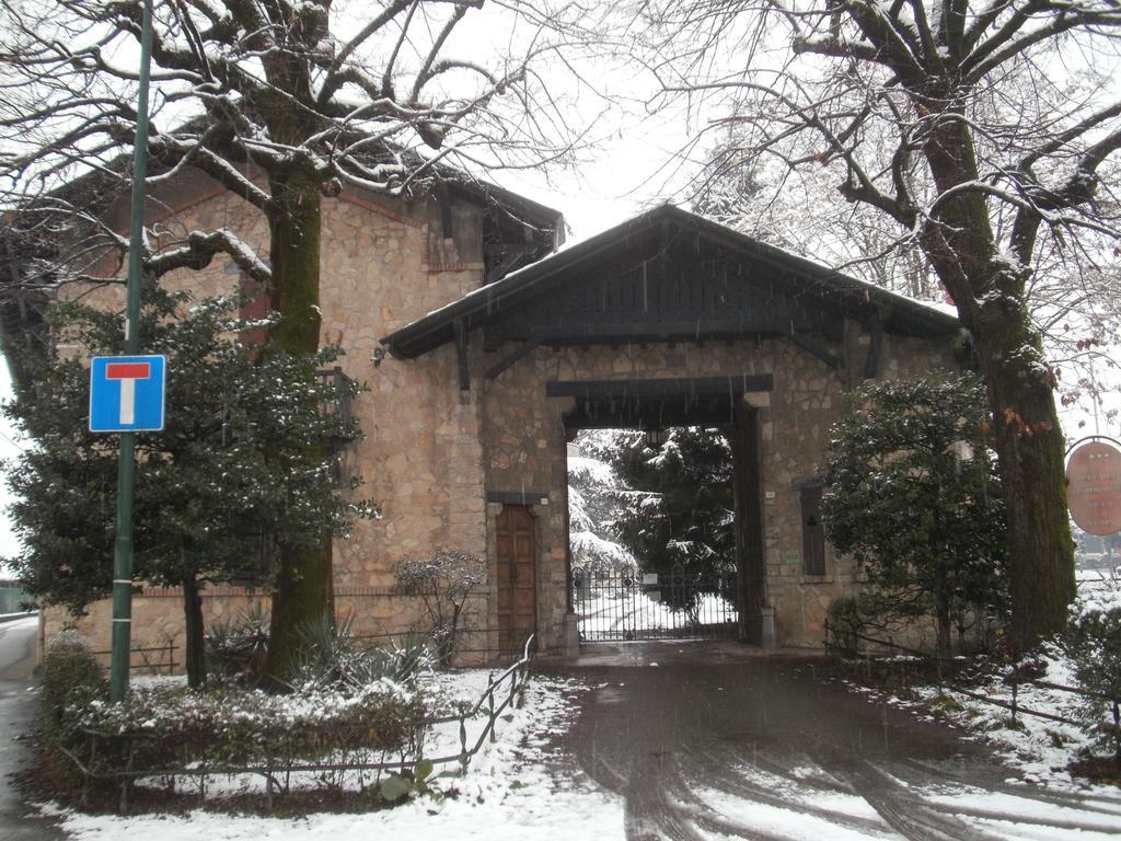 Albergo Villa & Roma Pallazzolo sullʼOglio 외부 사진